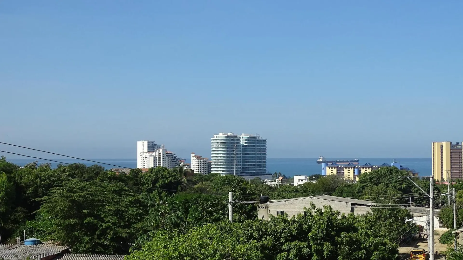 Mi Terruno: Beachside Apartment with Pool in Santa Marta 0*, Santa Marta (Magdalena) Colombia